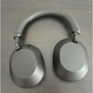 Sony Headphones WH-1000XM5